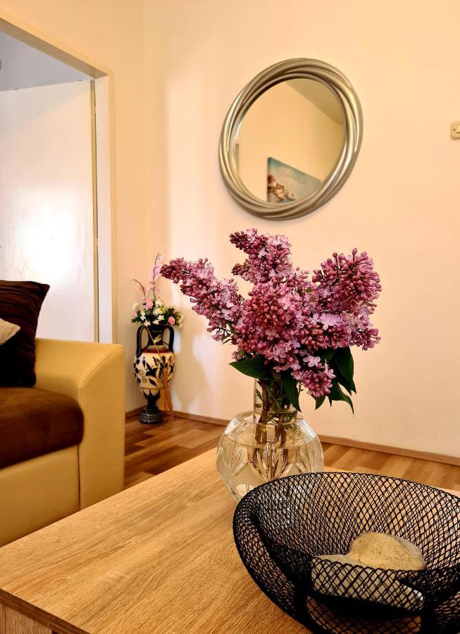 Nilaj Apartment Split Ngoại thất bức ảnh