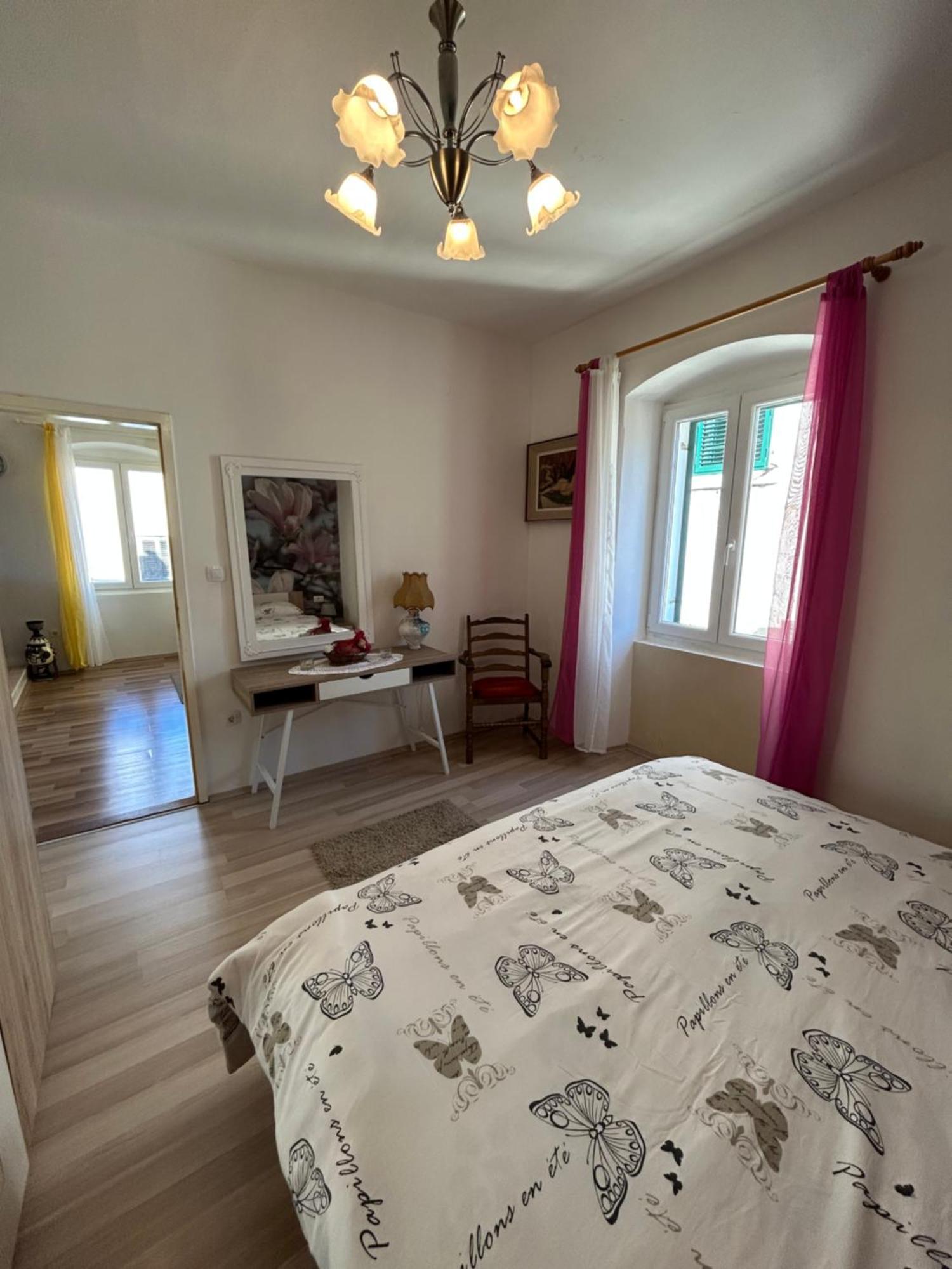Nilaj Apartment Split Ngoại thất bức ảnh